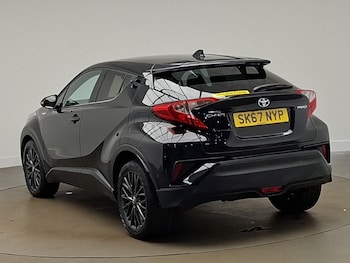Used Toyota C-HR 2017 for sale - 79546208: Photo
