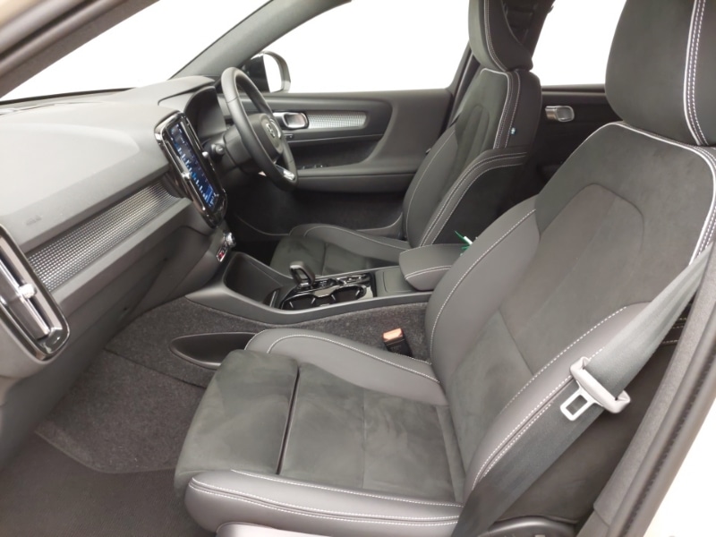 Used Volvo XC40 2024 for sale - 77251801: Photo 5