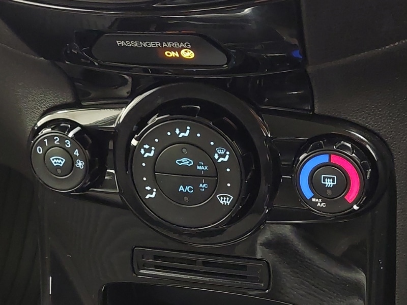 Used Ford Fiesta 2013 for sale - 77352463: Photo 15