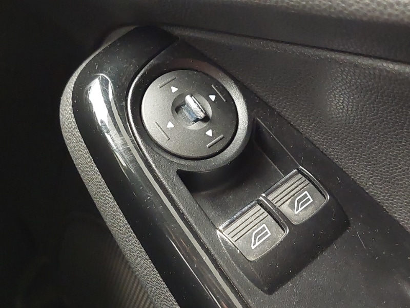 Used Ford Fiesta 2013 for sale - 77352463: Photo 17