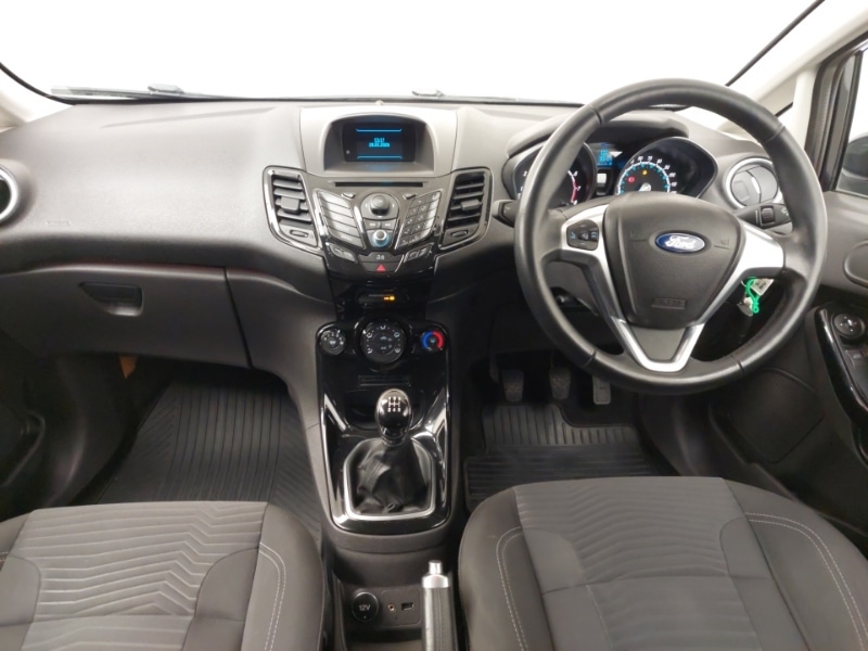 Used Ford Fiesta 2013 for sale - 77352463: Photo 2