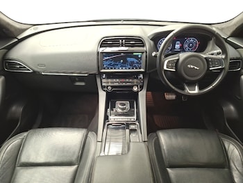 Used Jaguar F-Pace 2019 for sale - 79286037: Photo