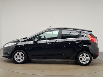 Used Ford Fiesta 2016 for sale - 79310668: Photo
