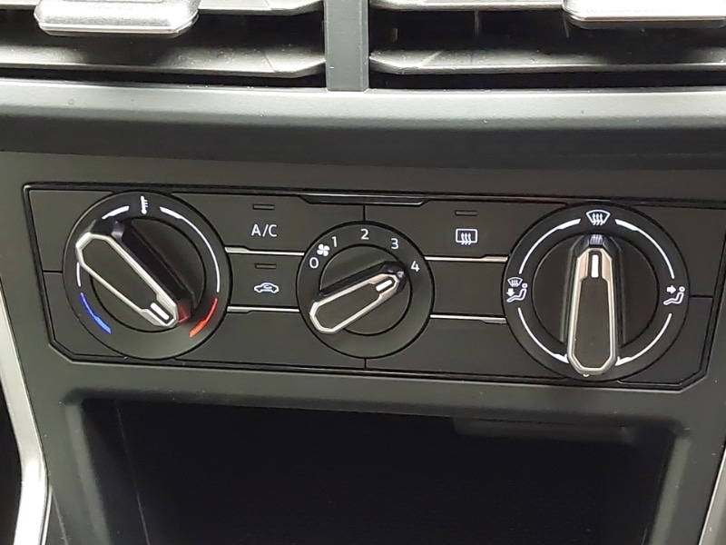 Used Volkswagen Polo 2024 for sale - 77352484: Photo 14