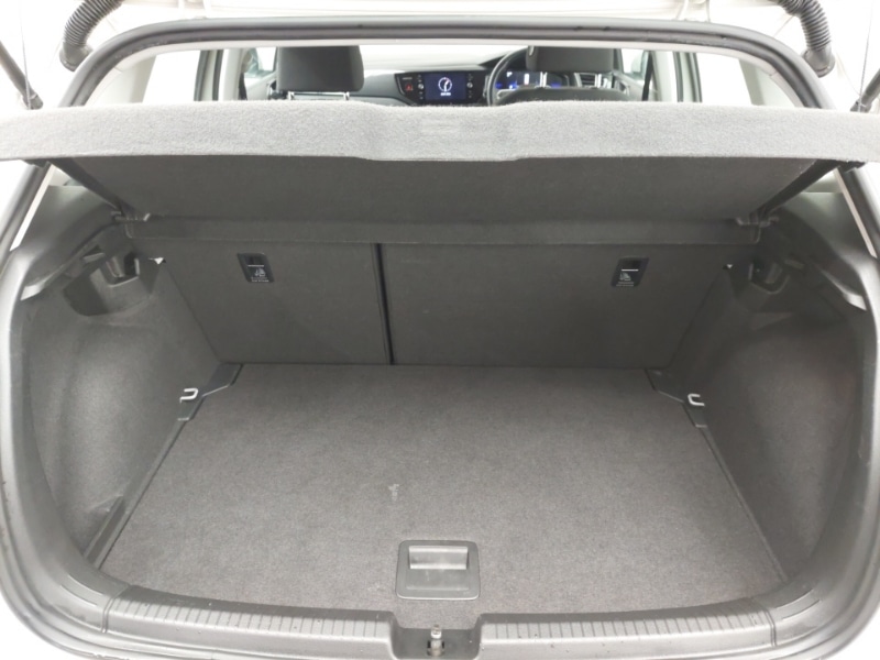 Used Volkswagen Polo 2024 for sale - 77352484: Photo 8