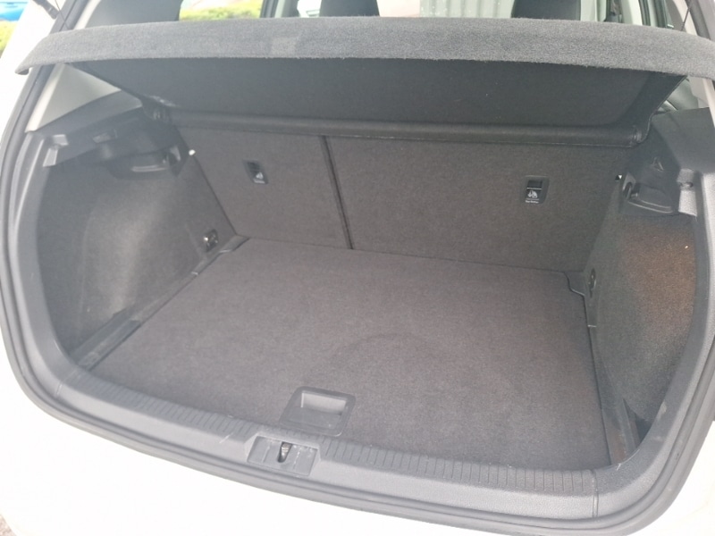 Used Volkswagen Golf 2017 for sale - 76717924: Photo 8