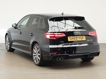 Used Audi A3 2018 for sale - 77947842: Photo