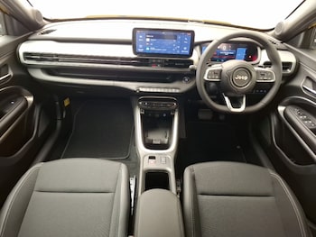 Used Jeep Avenger 2026 for sale - 79112970: Photo