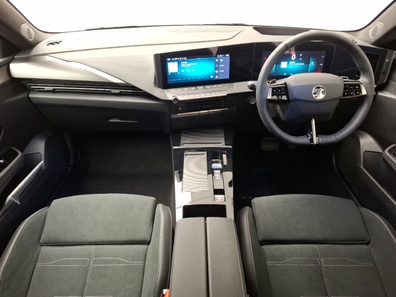 Used Vauxhall Astra 2025 for sale - 76478739: Photo 2