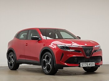 Used Alfa Romeo Junior 2025 for sale - 76763591: Photo