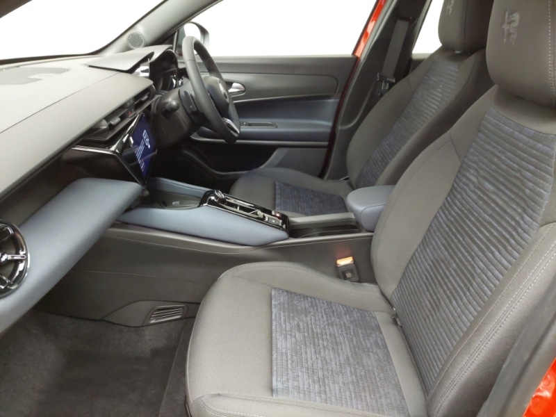 Used Alfa Romeo Junior 2025 for sale - 76763591: Photo 5