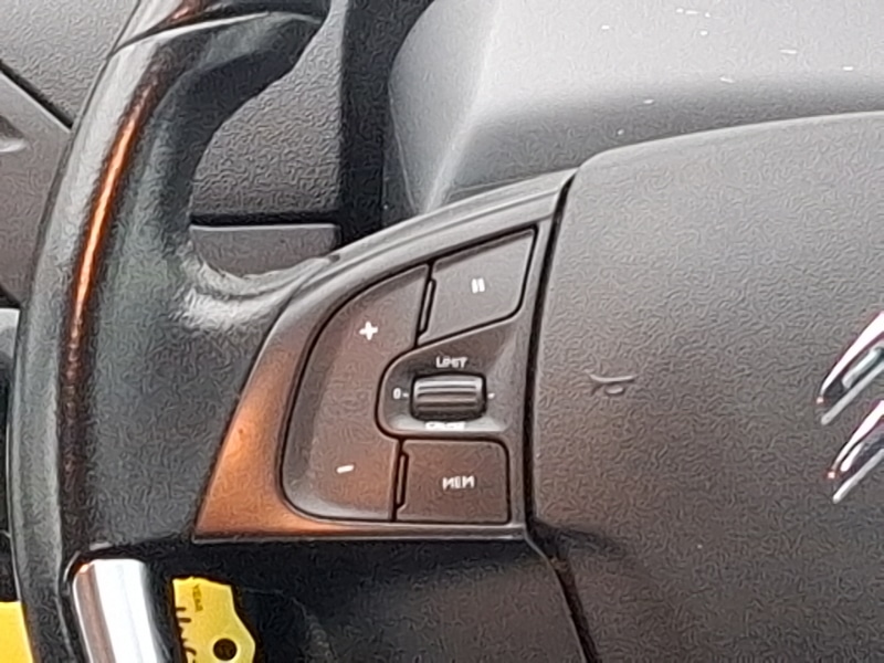 Used Citroen C4 Picasso 2018 for sale - 76629154: Photo 10