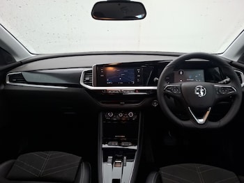 Used Vauxhall Grandland 2024 for sale - 76160568: Photo 2
