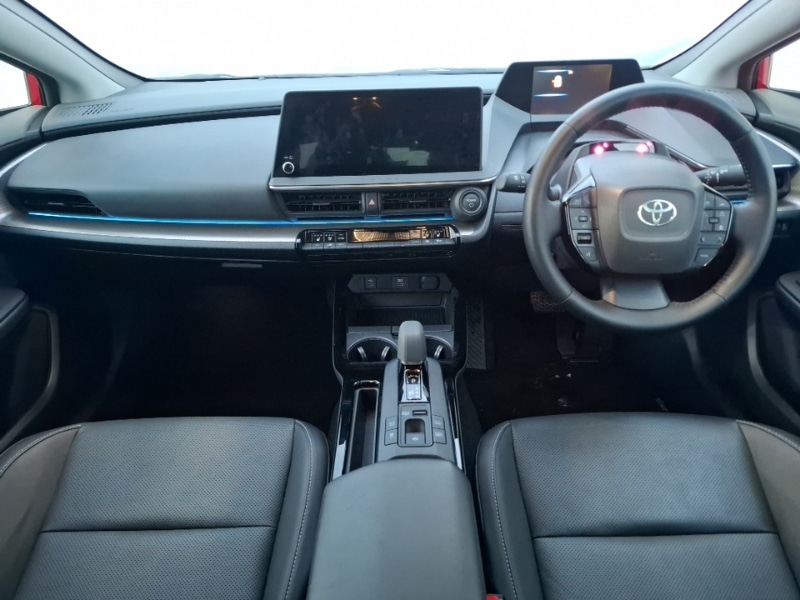 Used Toyota Prius 2024 for sale - 76925112: Photo 2