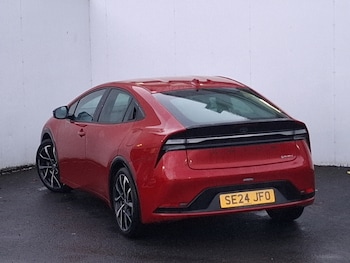 Used Toyota Prius 2024 for sale - 76925112: Photo