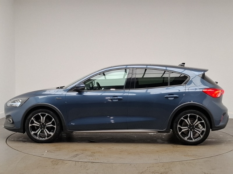 Used Ford Focus 2021 for sale - 76483836: Photo 4