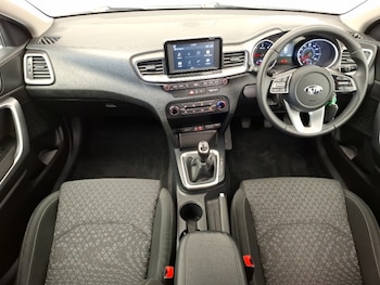 Used Kia Ceed 2019 for sale - 75633981: Photo