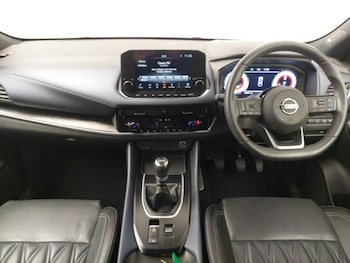 Used Nissan Qashqai 2021 for sale - 76221537: Photo 2