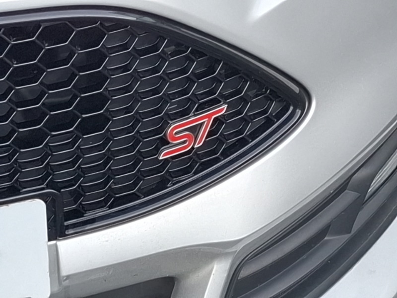 Used Ford Focus 2017 for sale - 76834040: Photo 13