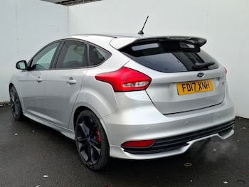 Used Ford Focus 2017 for sale - 76834040: Photo