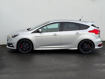 Used Ford Focus 2017 for sale - 76834040: Photo