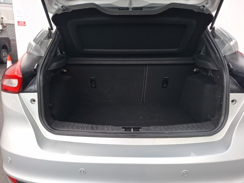 Used Ford Focus 2017 for sale - 76834040: Photo 8