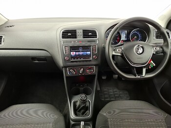 Used Volkswagen Polo 2015 for sale - 78326562: Photo