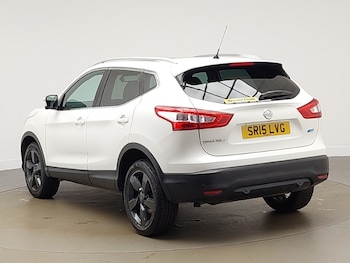 Used Nissan Qashqai 2015 for sale - 78747126: Photo