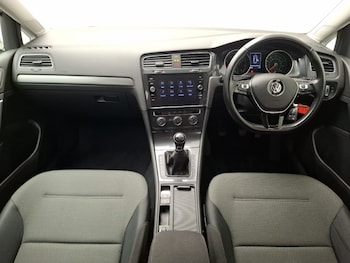 Used Volkswagen Golf 2018 for sale - 77815469: Photo