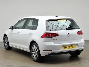 Used Volkswagen Golf 2018 for sale - 77815469: Photo