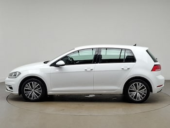 Used Volkswagen Golf 2018 for sale - 77815469: Photo