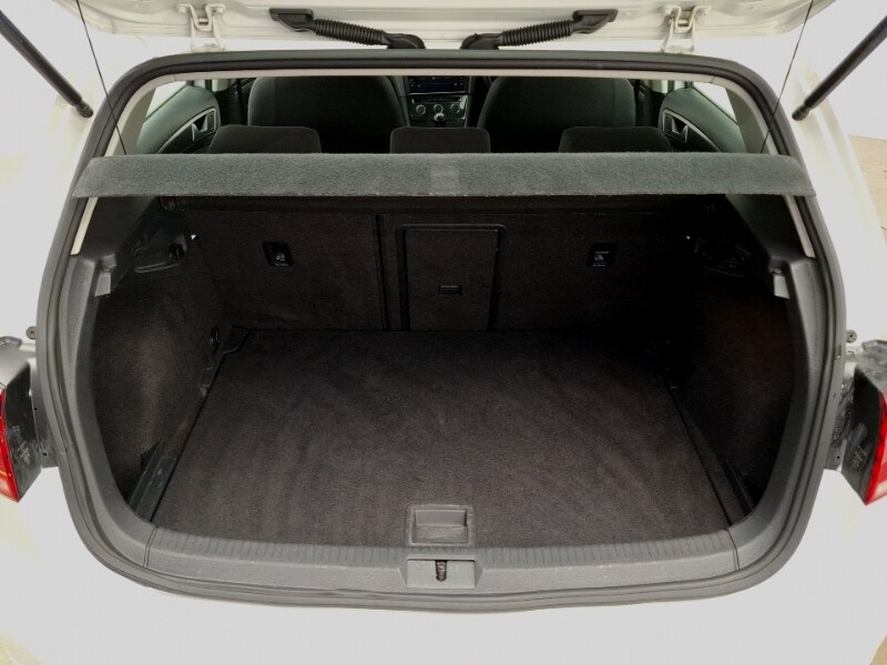 Used Volkswagen Golf 2018 for sale - 77815469: Photo 8