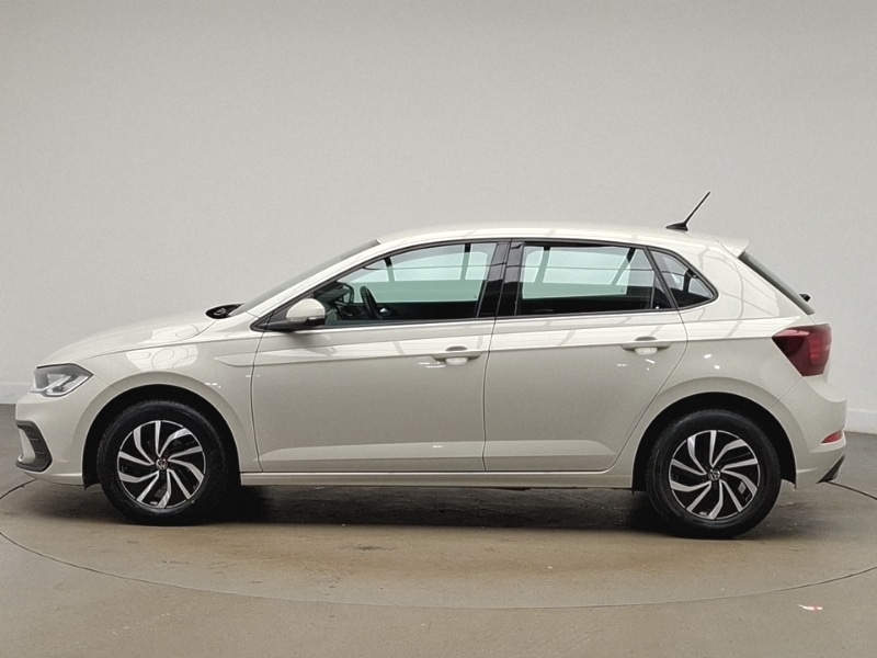 Used Volkswagen Polo 2024 for sale - 77366111: Photo 4