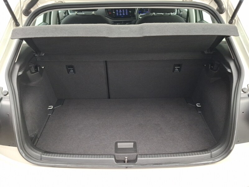 Used Volkswagen Polo 2024 for sale - 77366111: Photo 8