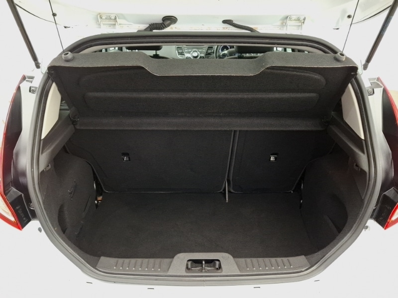 Used Ford Fiesta 2016 for sale - 77503300: Photo 8