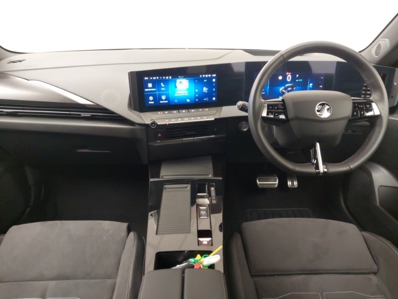 Used Vauxhall Astra 2024 for sale - 76970630: Photo 2