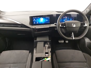 Used Vauxhall Astra 2024 for sale - 76970630: Photo