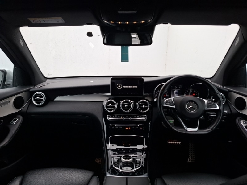 Used Mercedes-Benz GLC 2018 for sale - 76365628: Photo 2