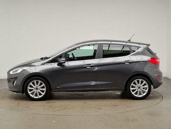 Used Ford Fiesta 2017 for sale - 78634204: Photo