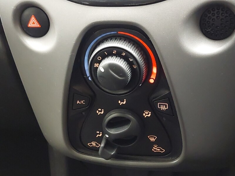 Used Peugeot 108 2019 for sale - 77702224: Photo 14