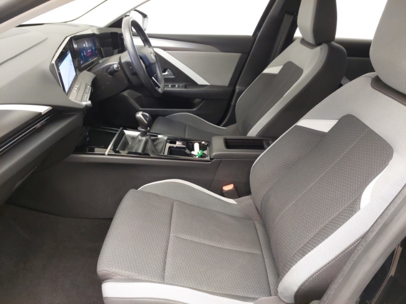 Used Vauxhall Astra 2023 for sale - 77921812: Photo 5