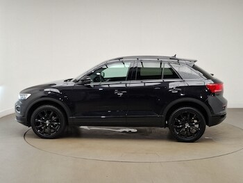 Used Volkswagen T-Roc 2021 for sale - 78698109: Photo