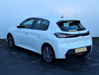 Used Peugeot 208 2021 for sale - 76695860: Photo