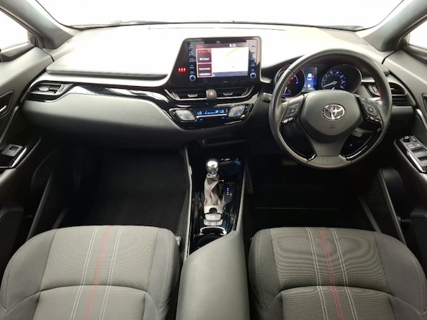 Used Toyota C-HR 2022 for sale - 76195208: Photo 2