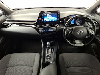 Used Toyota C-HR 2018 for sale - 79191013: Photo