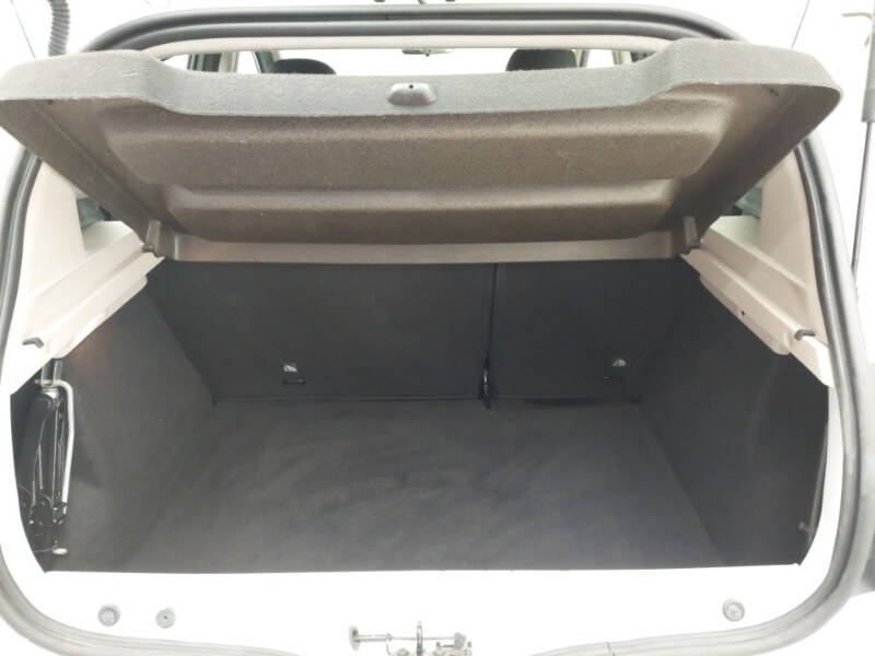 Used Dacia Sandero Stepway 2014 for sale - 77652313: Photo 8