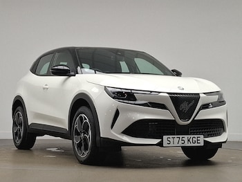 Used Alfa Romeo Junior 2025 for sale - 76506697: Photo