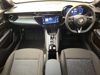 Used Alfa Romeo Junior 2025 for sale - 76506697: Photo