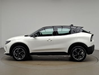 Used Alfa Romeo Junior 2025 for sale - 76506697: Photo