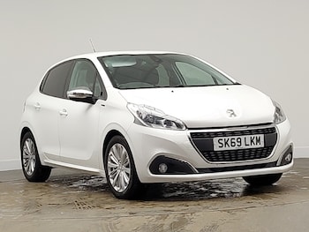 Used Peugeot 208 2019 for sale - 77585047: Photo